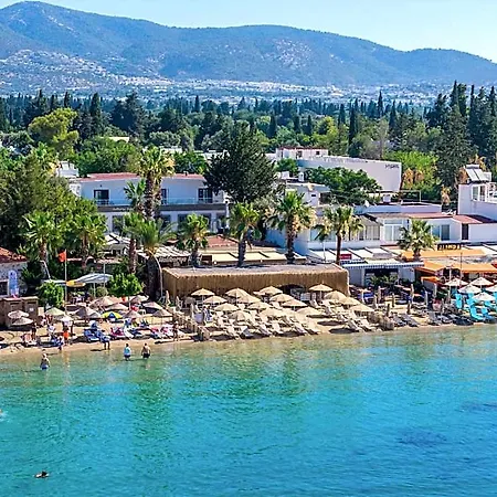 Halikarya & Restaurant Hotel